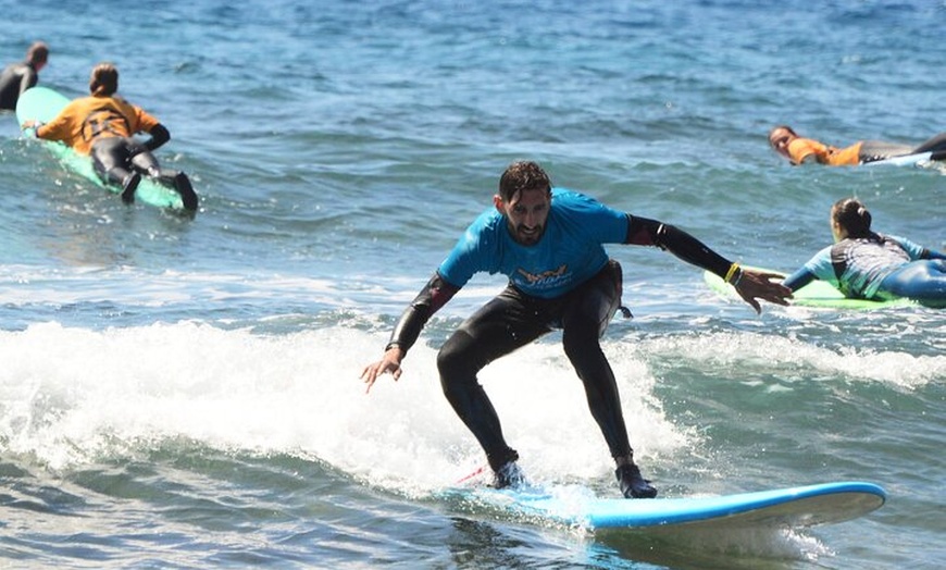 Image 6: Clase de Surf Grupal en Playa de Las Américas con Fotografías