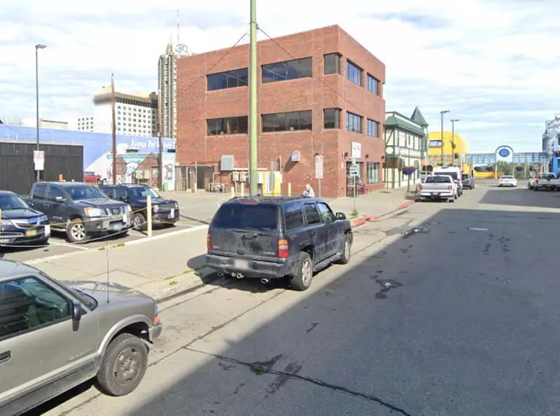 Parking at [5084] 436 D St. Lot