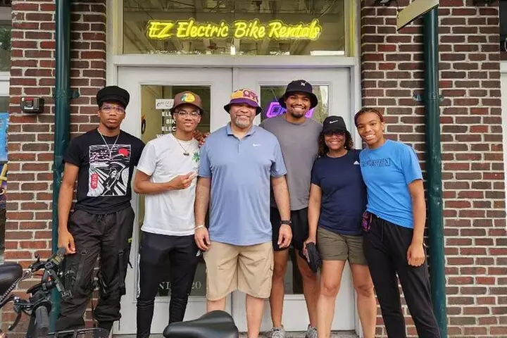 2-Hr, 45 Min Tour de Wilmington E-Bike Tour/Sightseeing/History