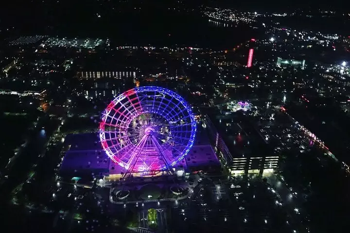 Private Helicopter 77 Miles Fireworks Tour over all Theme Parks