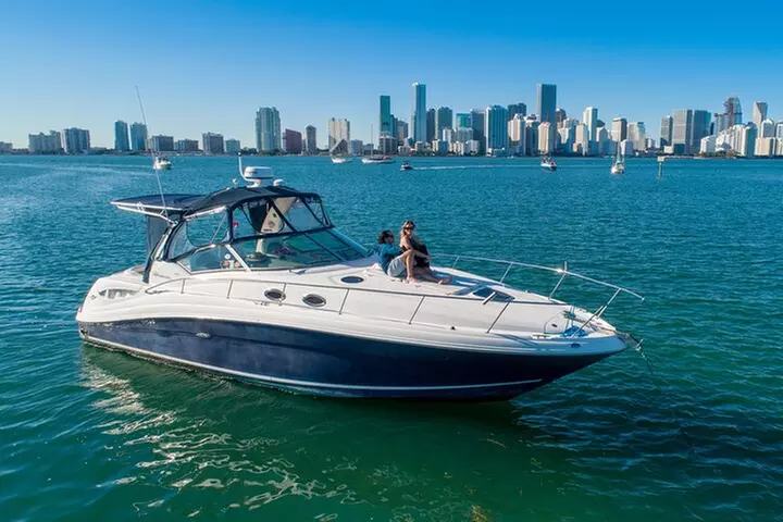 Miami: 2 Hour Private Yacht Cruise