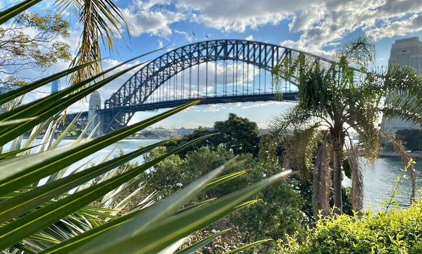 Image 5: Sydney: PRIVATE City Highlights & Ocean Front Luxe Tour (4h)