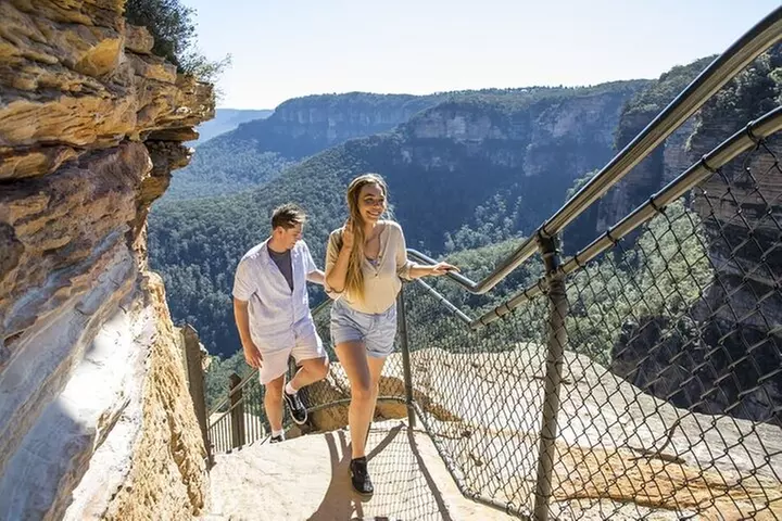 Blue Mountains Sunset Nature-based & Waterfall Tour from Sydney