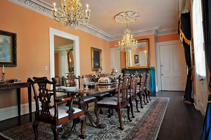 Oak Alley Plantation & Airboat Tours