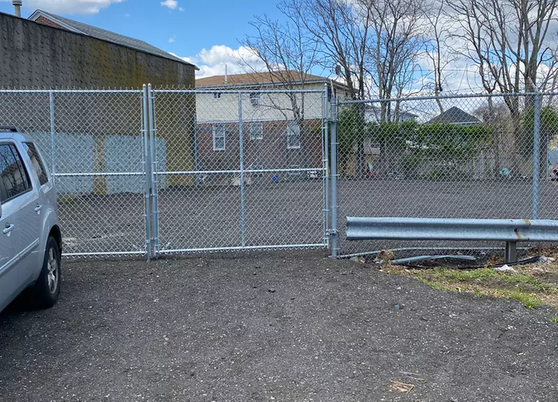 Parking at Best Kept Secret Airport Parking Lot - Primary Image