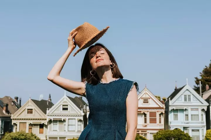 San Francisco : Professional Photoshoot at Painted Ladies - Primary Image