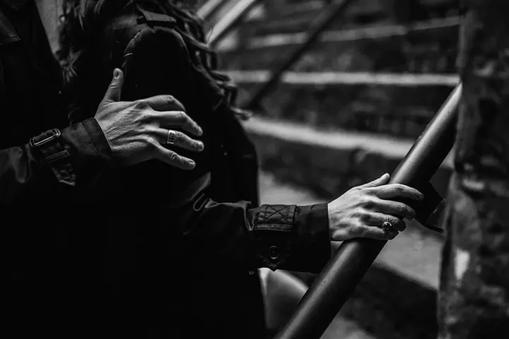 Genteel and Bard's Savannah Dark History and Ghost Encounter Walkin...