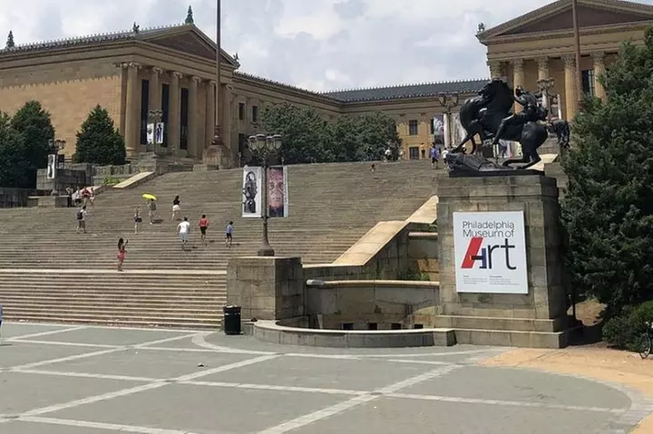 Hop-on Hop-off and Philly By Night Tour Combo