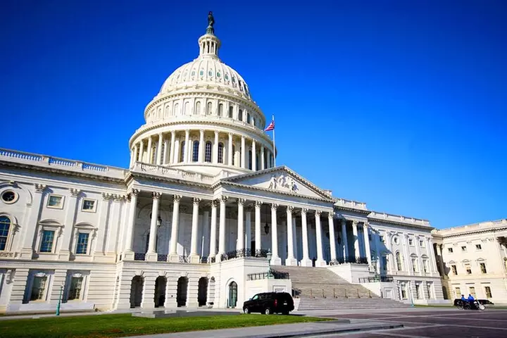 Private DC Day and Night Limousine Tours