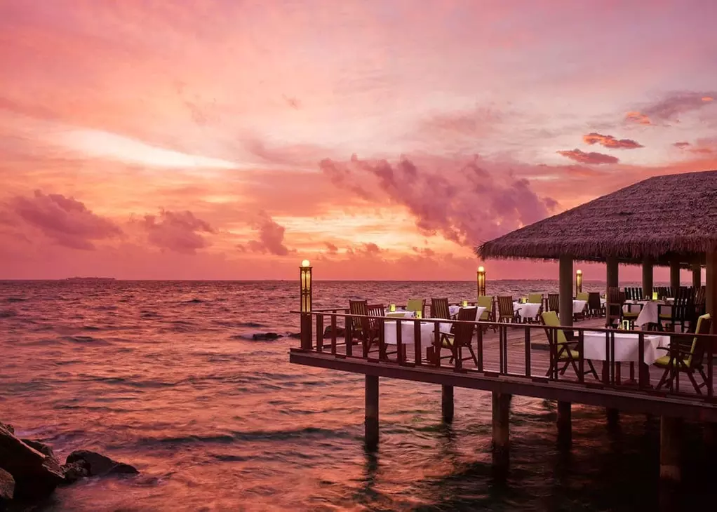 ✈ MALDIVES | North Malé Atoll - Villa Nautica Paradise Island Resor...