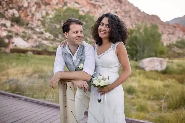 Red Rock Canyon Wedding by Private Limousine