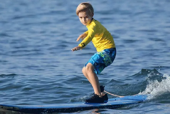 Outrageous Surf ScHool Lesson on Lahaina Side