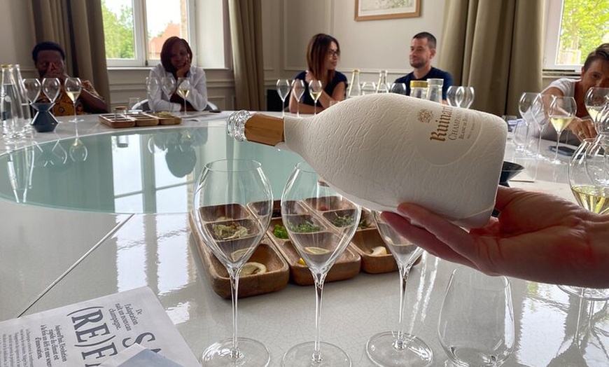 Image 10: DeLuxe DOM PERIGNON Caves Ruinart Dégustations Déjeuner Michelin