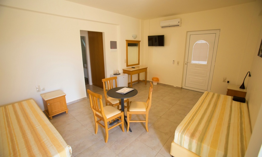 Image 4: ✈ CRETA | Malia - Anastasia Hotel 3* - Centro città