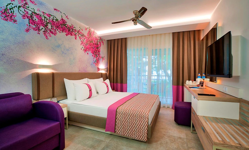 Image 3: ✈ ANTALYA ET SA RÉGION | Kemer - Pirate's Beach Club 5* - Tout inclus