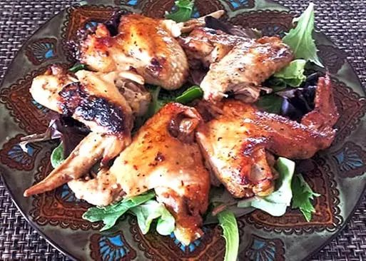 5% Cash Back at Stomping Grounds Grille