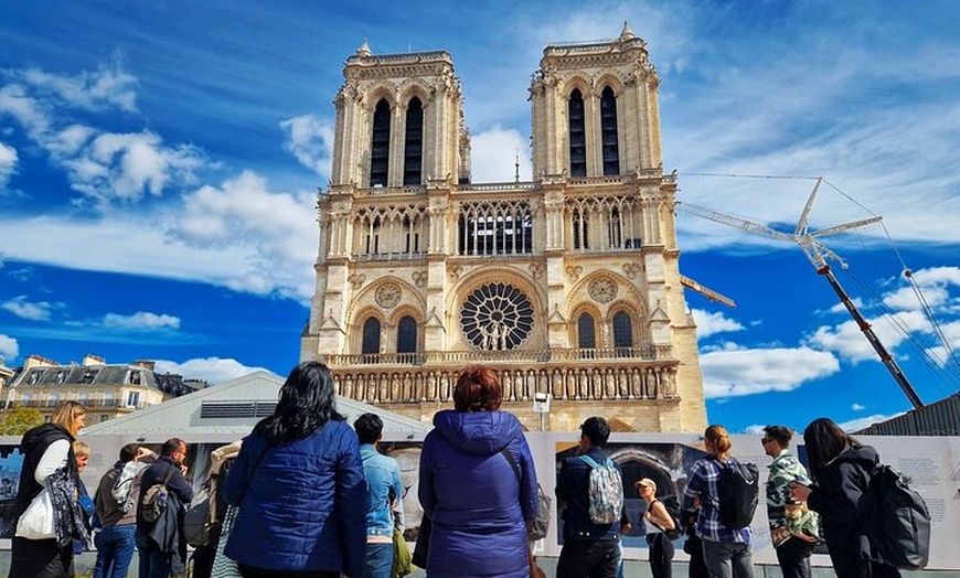 Image 1: Visite guidée professionnelle extérieure Notre-Dame