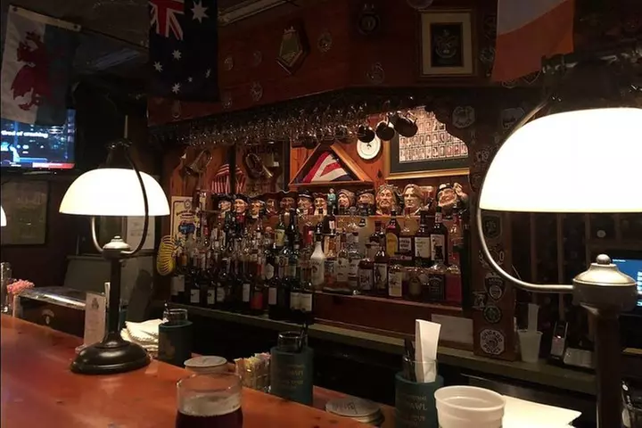 Creepy Crawl Night-Time Haunted Pub Walking Tour of Savannah's Hist...