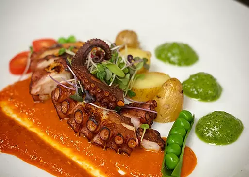 5% Cash Back at Manera's Restaurant - Primary Image