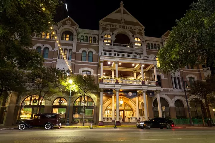 Austin Haunted Pub Crawl Walking Tour