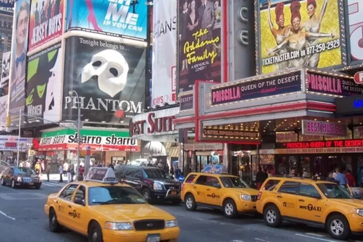 Private Times Square Walking Tour - Second Medium