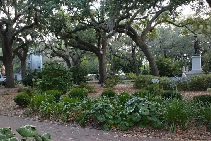 Bloody Murder Savannah Pub Crawl