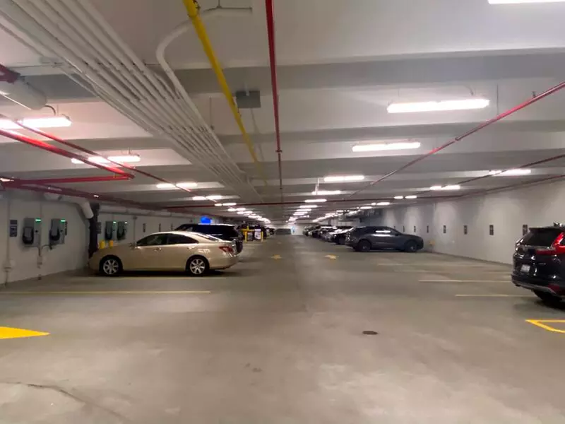 Parking at 150 N. Riverside Garage - Valet