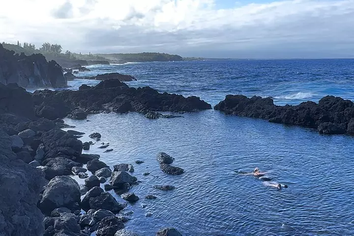 Secret Tide Pool Hike - Jungle & Coast - Private