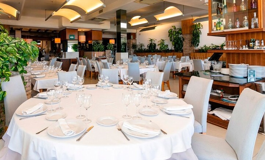 Image 8: Excursión de Paddle Surf y Paella en la Playa de Valencia