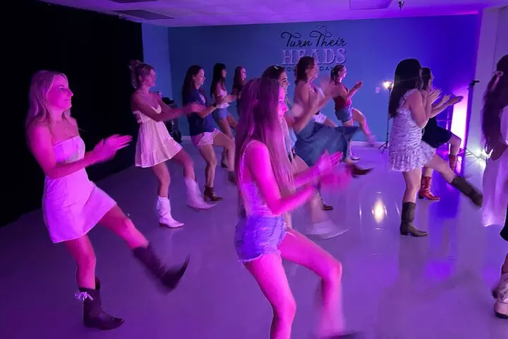 Beginner's Line Dancing Class with Instructor in Nashville