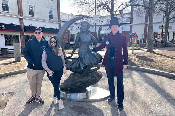 Wicked Awesome Tours: Witch Trial History and Salem Haunts!