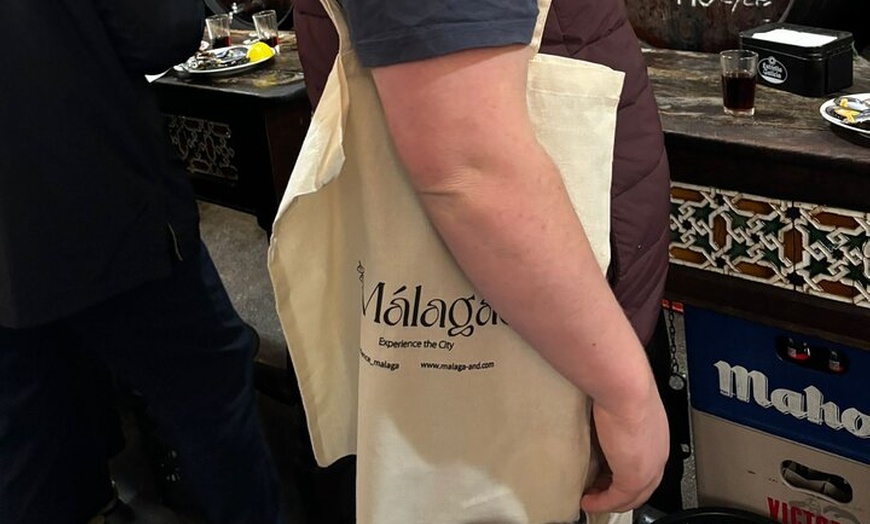 Image 2: Málaga Centro Tapas Tour
