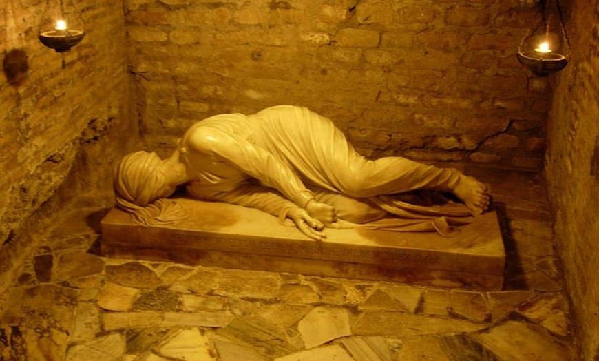 Image 1: Tour per le catacombe e le cripte di Roma, tra cui la Cripta dei Ca...