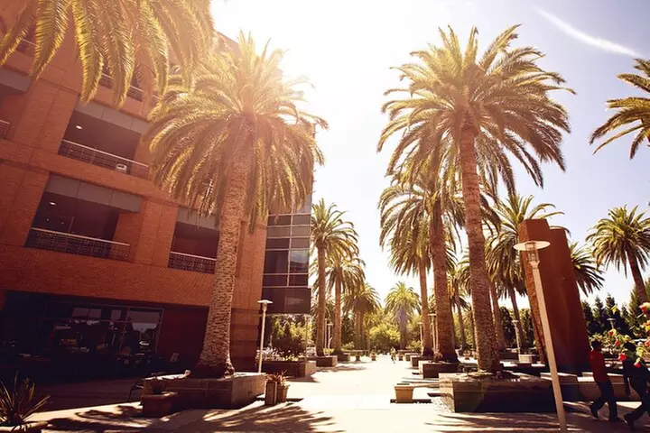 Silicon Valley Self-Guided Driving Audio Tour for Technology Lovers