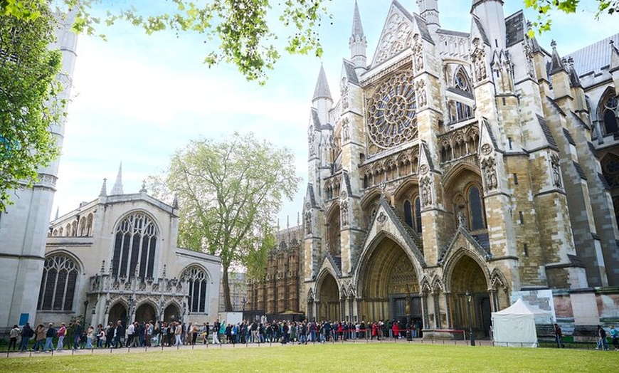 Image 2: London in a Day with Tower, Westminster & River Cruise