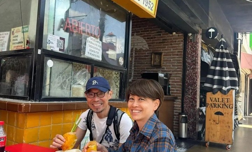 Image 5: TJ Xpress Shared Tour