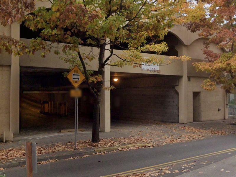 Parking at [E774] Citizens Garage