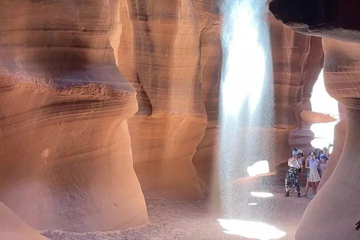 Upper Antelope Canyon Sightseeing Tour with Entry Ticket