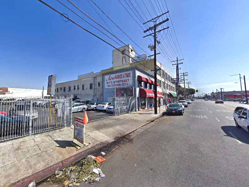 Parking at 601 E. 9th St. Lot