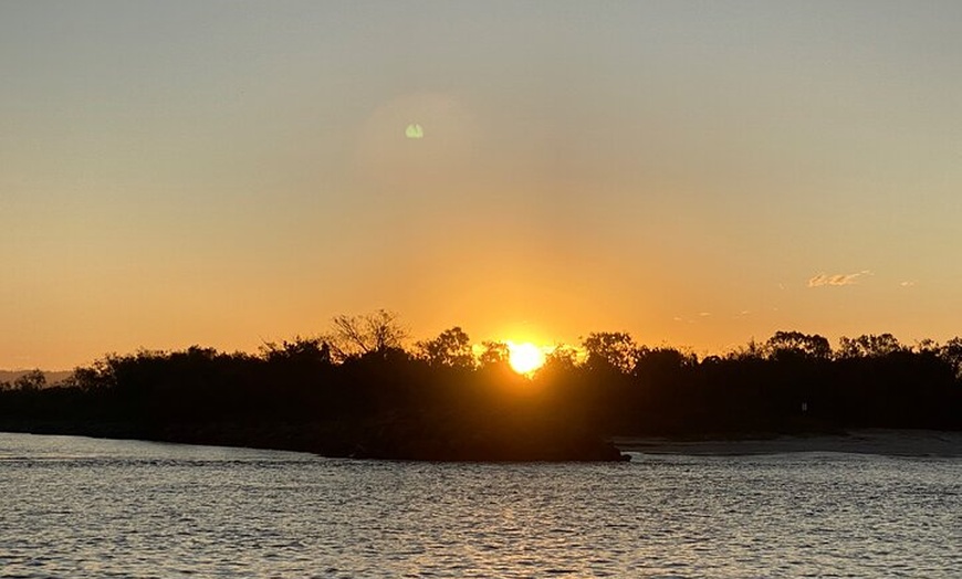 Image 7: Sunset Sailing Cruise includes snacks & drinks