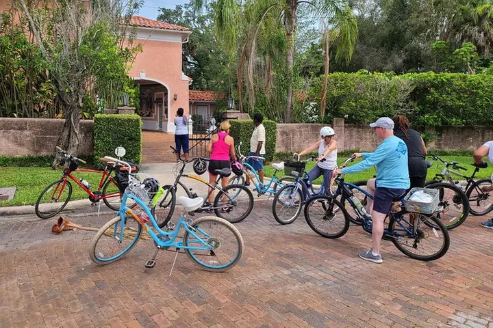 Historical Bicycle Tour of Dunedin