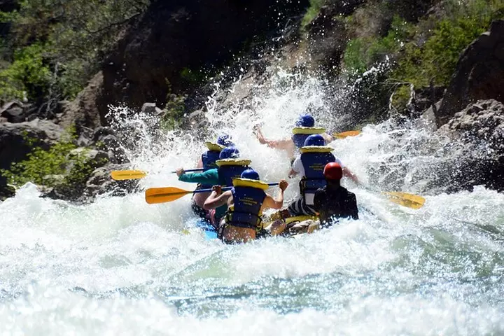 South Fork, American River: Chili Bar (Class III+ Whitewater)