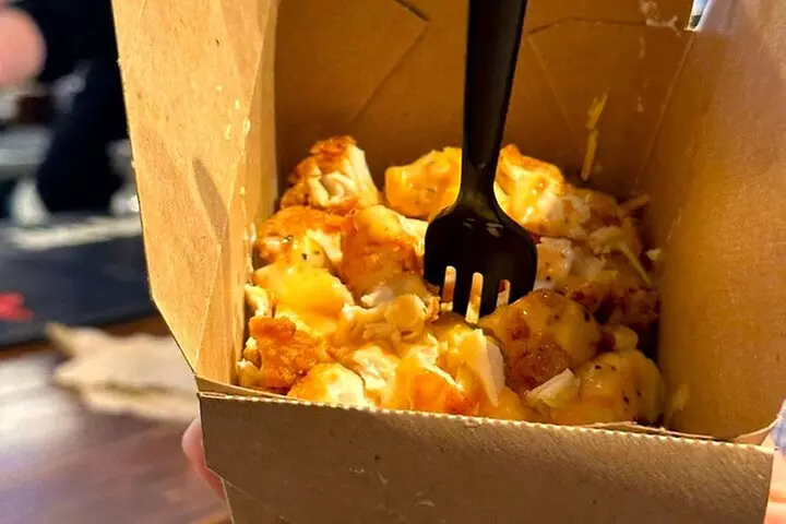 Houston Downtown Food Tour with 6 Tastings of Tradition & Fusion