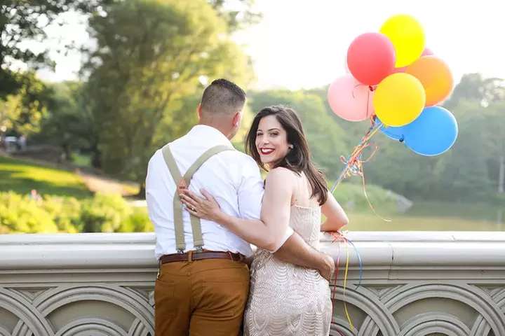 Private New York City Walking Tour with Photo Shoot