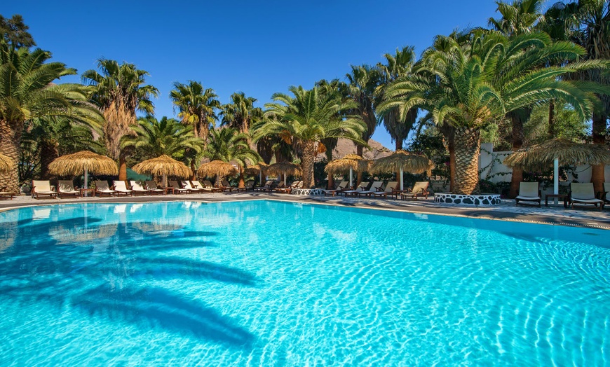 Image 1: ✈ SANTORIN | Perissa - Meltemi Village Hotel 4*