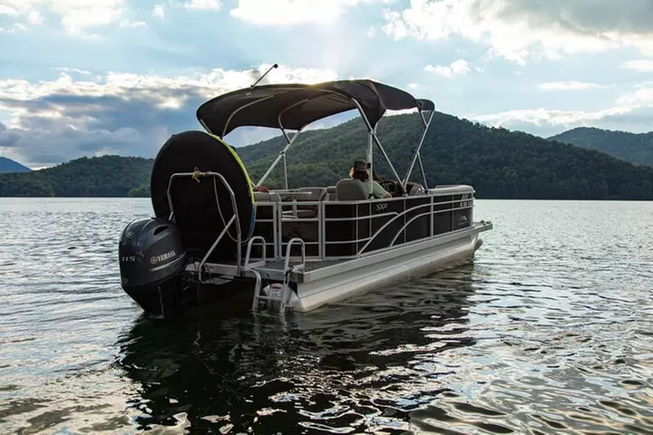 4 Hours Boat Rental at Lakes End Marina on Lake Nantahala - Primary Image