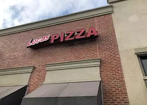 5% Cash Back at Lucas Pizzeria