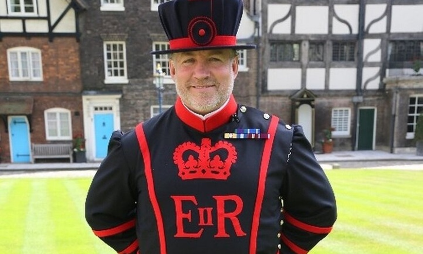 Image 7: VIP Tower of London and Crown Jewels Tour with Private Beefeater Me...