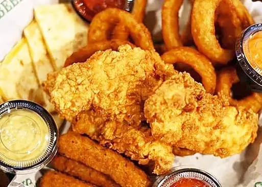 5% Cash Back at Beef'O'Brady's