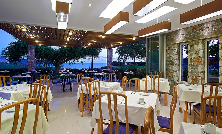 Image 7: ✈ CRETA | Agia Marina - Eleftheria Hotel 3* - In riva al mare